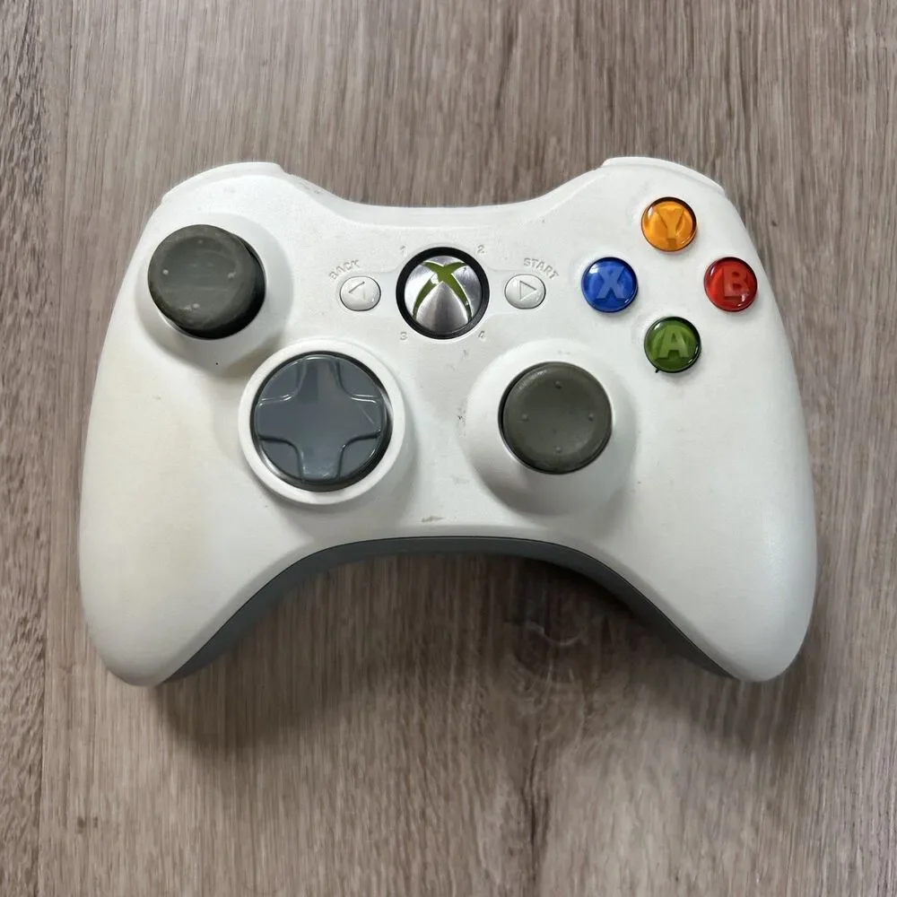 Microsoft Xbox 360 Wireless Controller White Tested Works NO Battery Cover READ